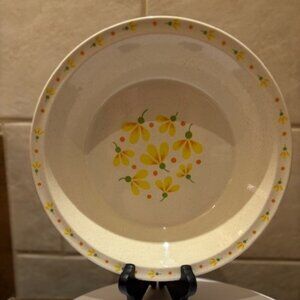 Arklow Brendan Erin Stone Buttercups Rimmed Serving Bowl 10" x 10"